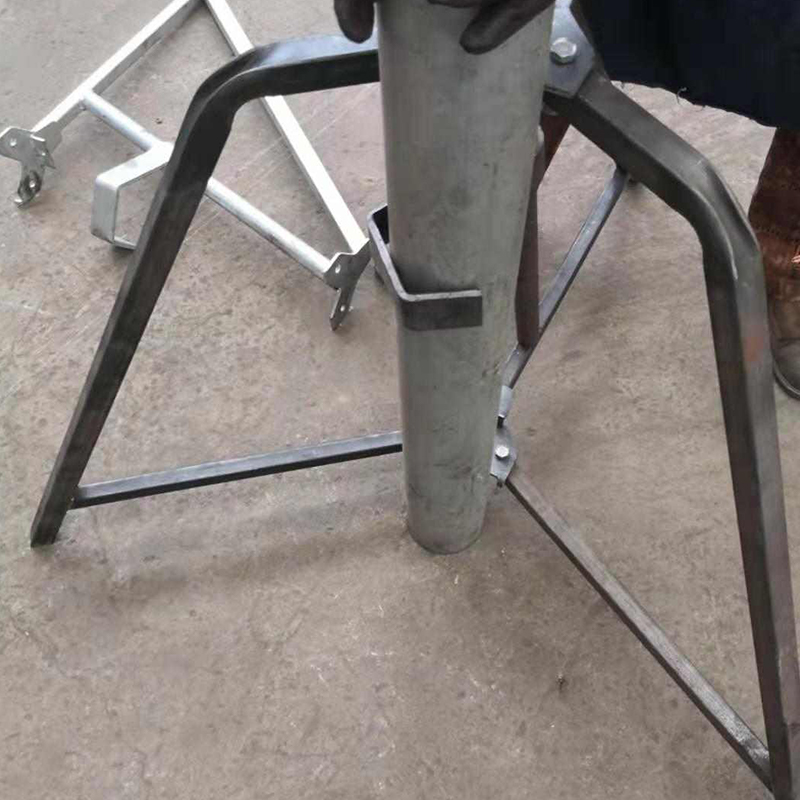 حامل ثلاثي القوائم